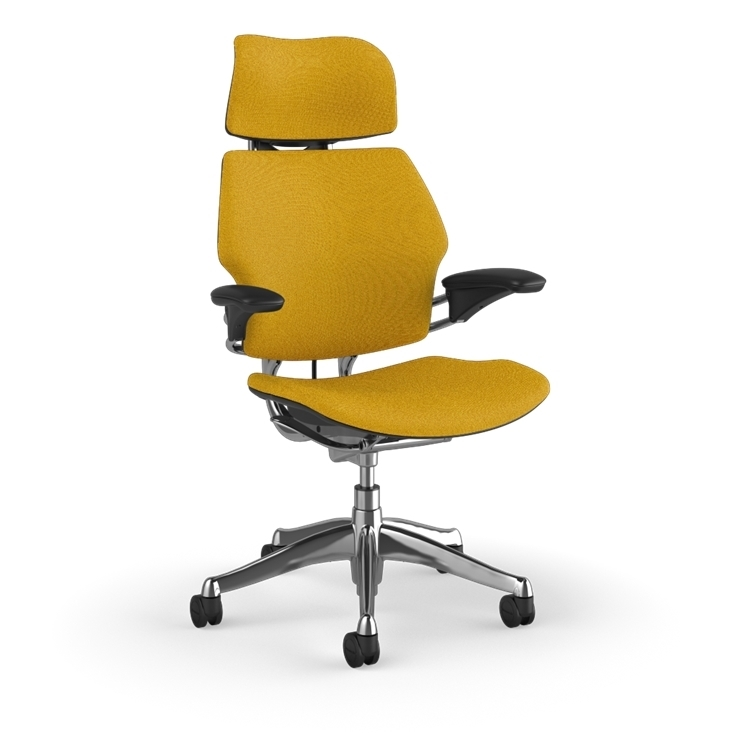 Humanscale Freedom executive chair with headrest, Polished frame with Steelcut Trio 0664 , side view. Kansas City Office Design.