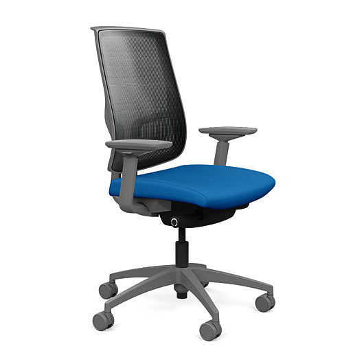 Side view of the Highback SitonIt Focus 2.0 Ergonomic Desk Chair in a black mesh, fog frame, blue fabric seat. Kansas City Office Design