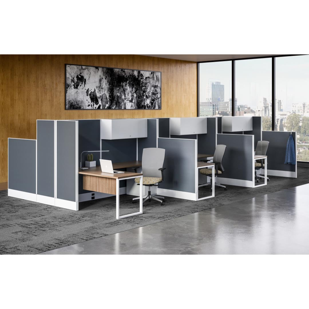 AIS Divi Panel Workstations. City view office with natural light. Corporate cubicle system. Kansas City office furniture.